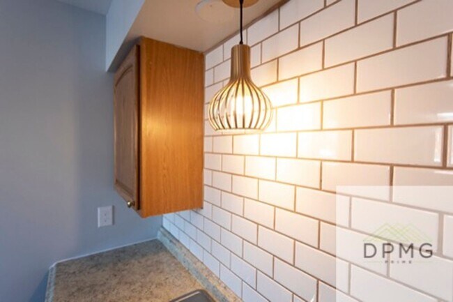 Building Photo - 2917 Harwick Dr