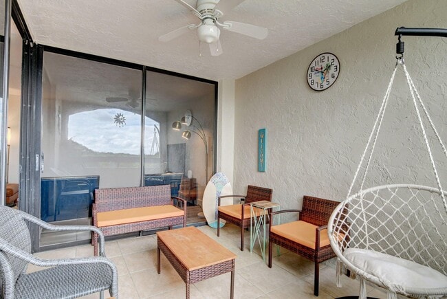 Building Photo - 1915 Lavers Cir