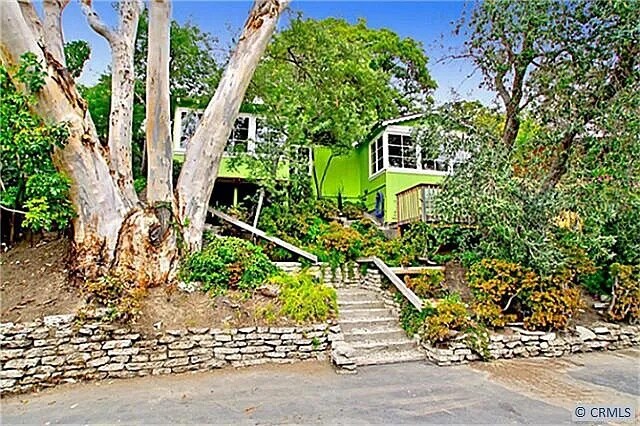 Happy green exterior - 1034 Didrickson Way