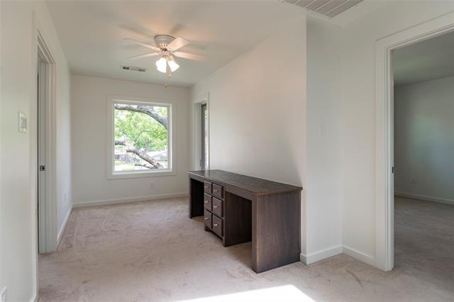 Building Photo - 7507 Robin Rd