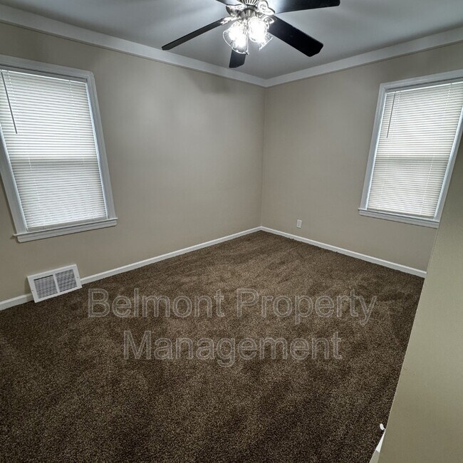 Building Photo - 19770 Kingsville St