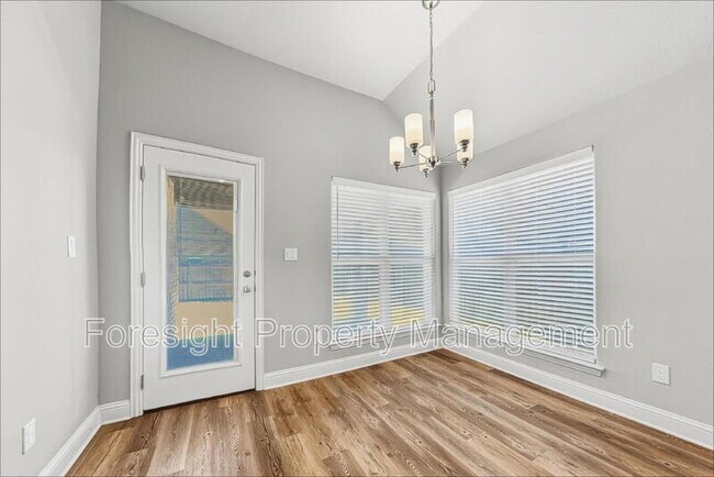 Building Photo - 2816 Orchid Dr