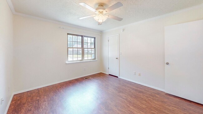 Building Photo - Beautiful Home Coming Soon in the Heart of Broken Arrow!