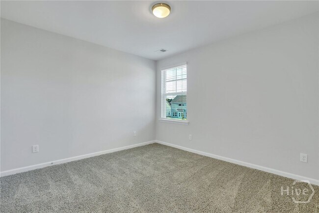 Building Photo - 10 Ashmont St