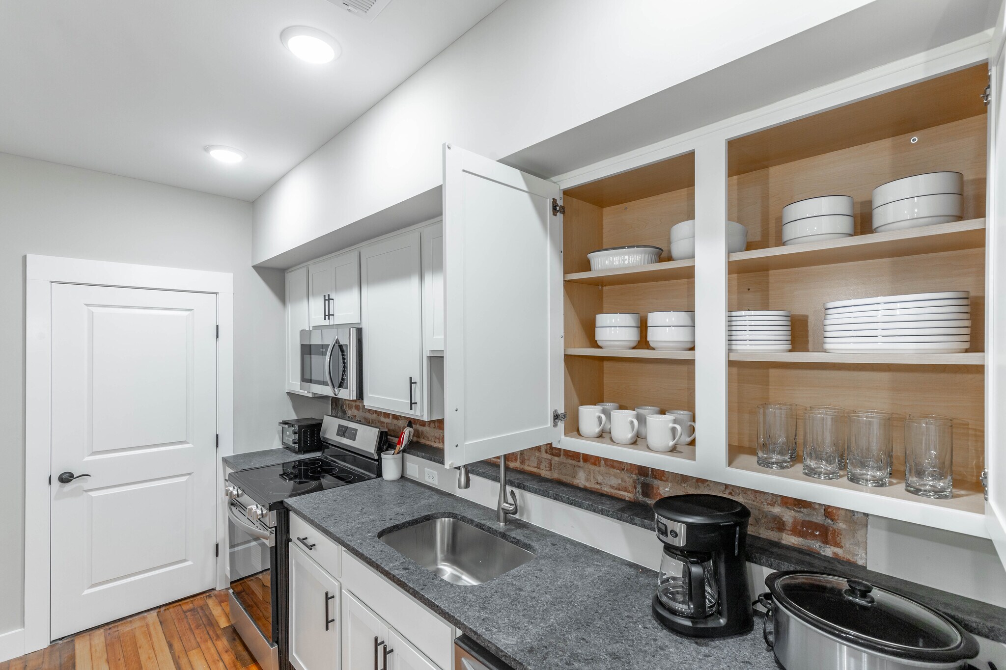 Building Photo - 1108 McCallie Ave