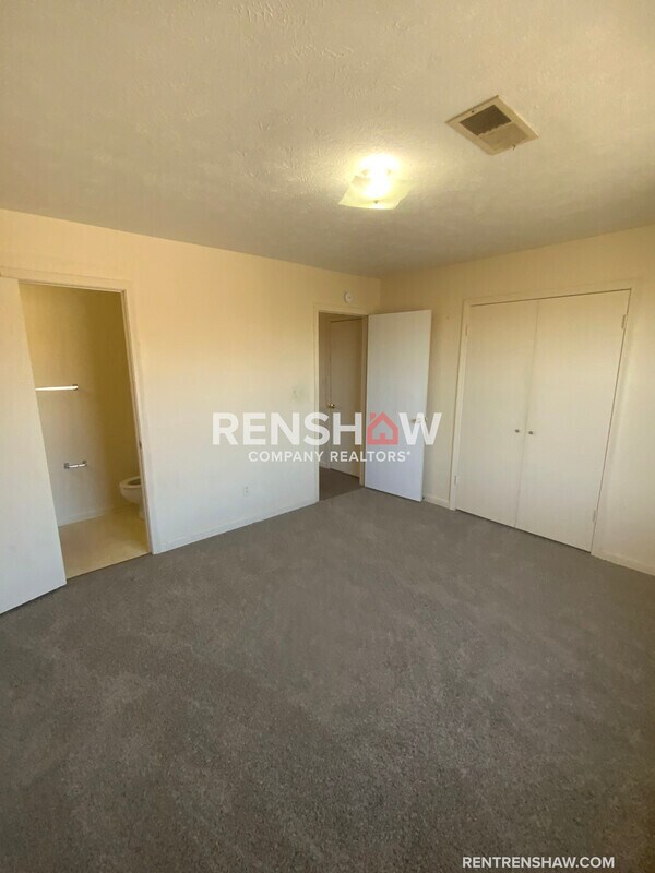 Building Photo - 1110 Cherokee Cir