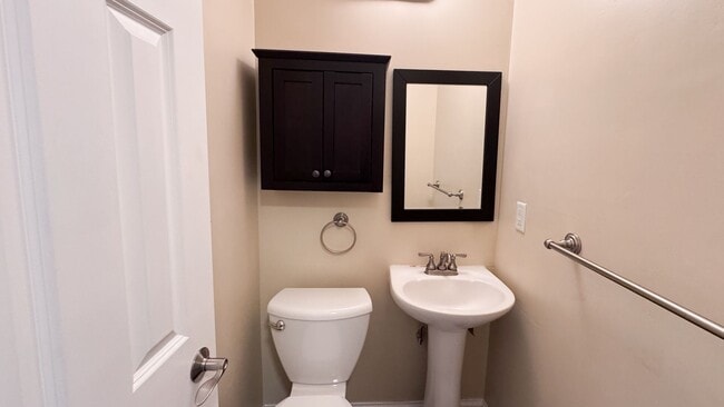 Building Photo - 707 Bong Blvd