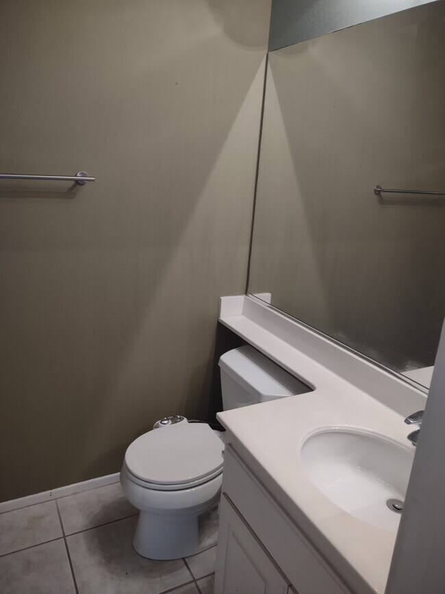 Building Photo - 40543 Chantemar Way