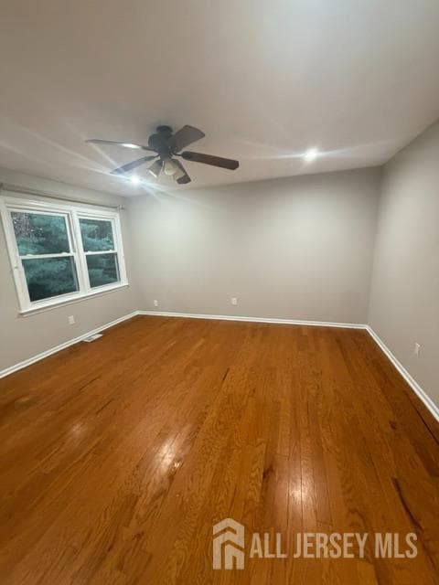Building Photo - 81 Woodmere Dr