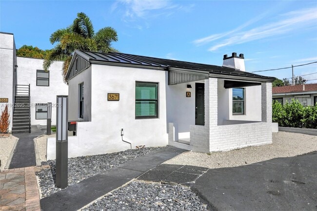 Building Photo - 3671 NE 11th Ave