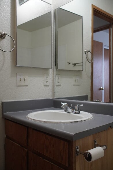 Building Photo - 1842 Nebula Dr