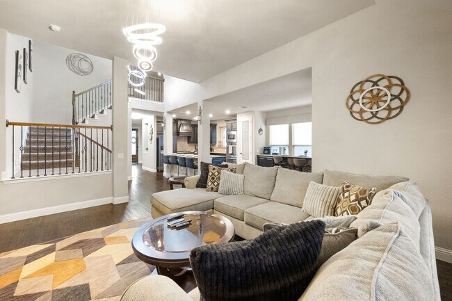 Building Photo - Fully Furnished Home in South Grand Prairi...