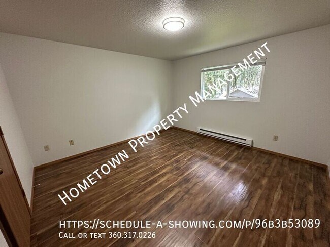 Building Photo - 1606 Sulky Dr SE
