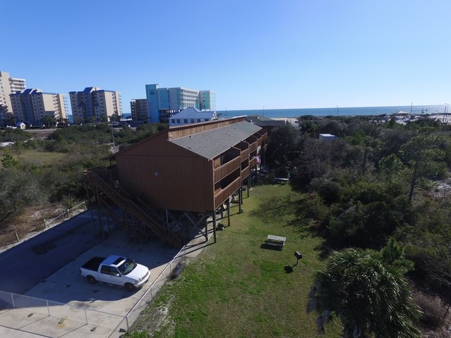 Building Photo - Island Dunes Resort