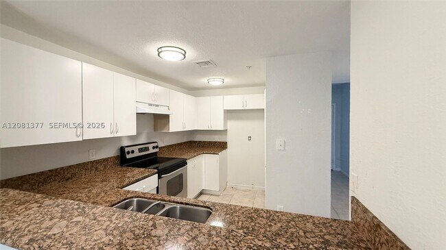 Building Photo - 3452 Cypress Trail