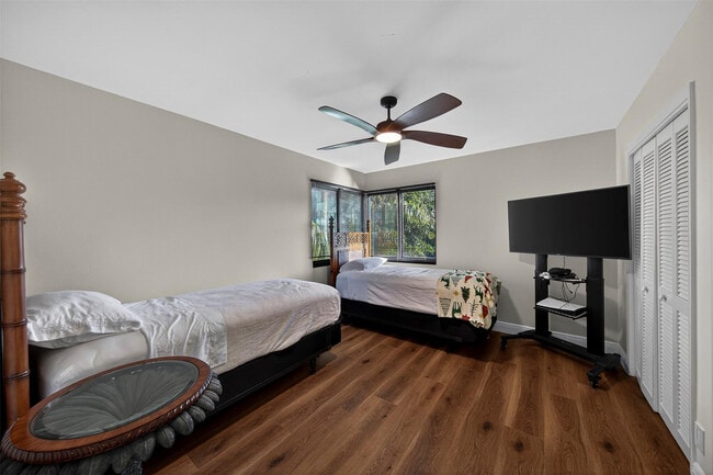 Building Photo - 1505 SE 11th St