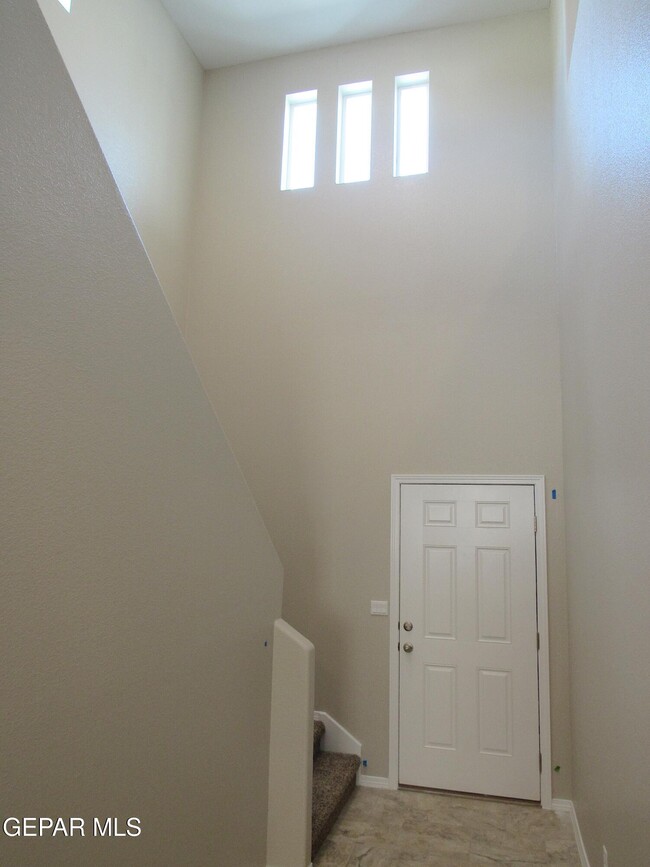 Building Photo - 1689 Asbury St