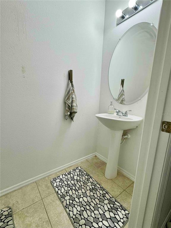 Building Photo - 1529 Water Terrace Ln