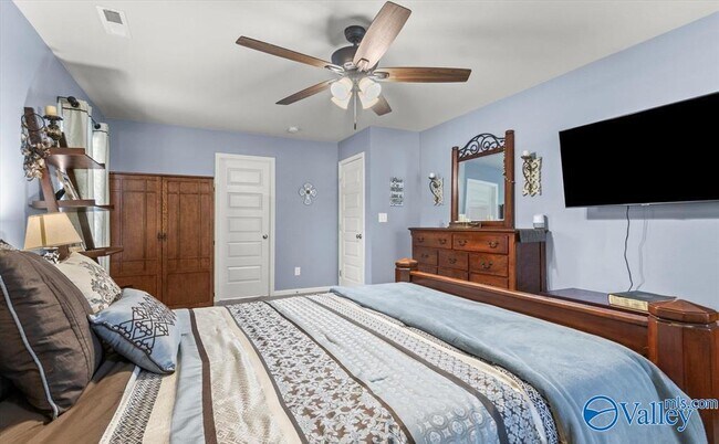 Building Photo - 111 Waltrip Dr