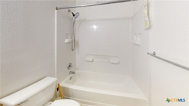 Building Photo - 3206 John Porter Dr