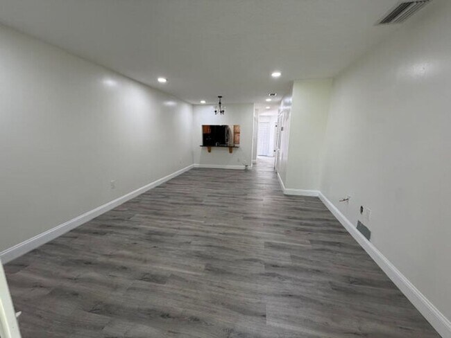 Building Photo - 4281 NW 120th Ln