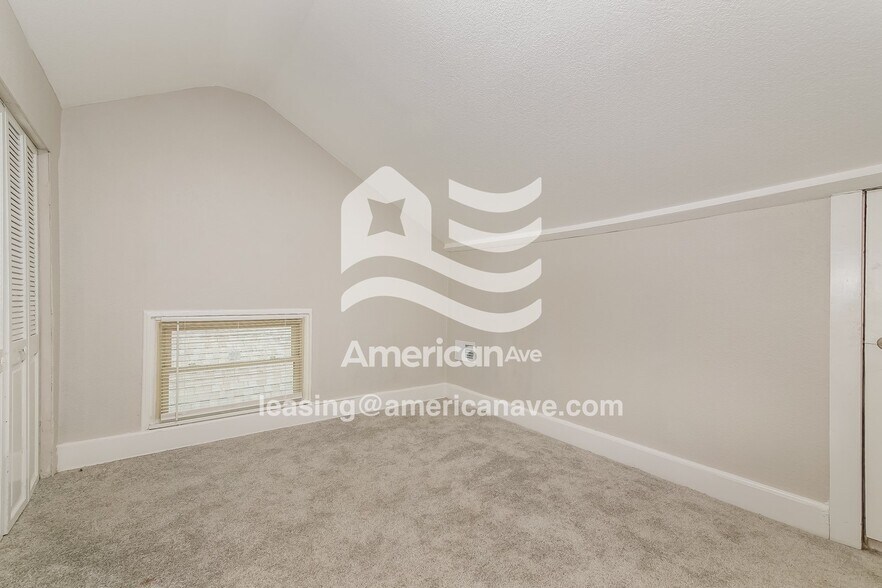 Building Photo - 5505 Garfield Ave