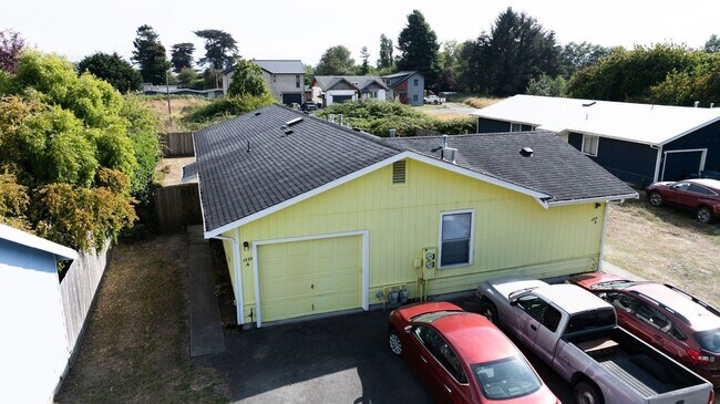 Primary Photo - 1335 Q St