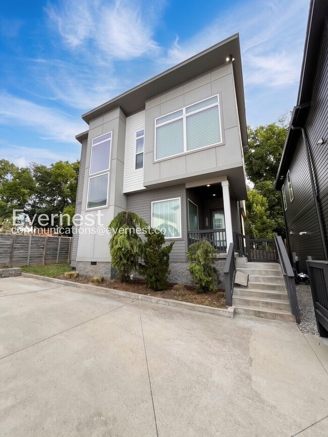 Building Photo - 915 Delmas Ave