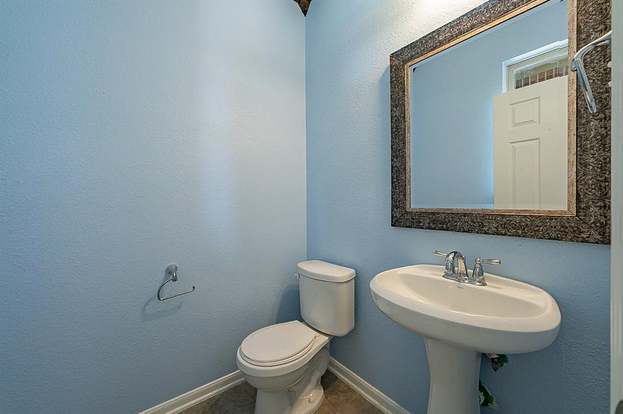 Building Photo - 14350 Persimmon Woods Dr