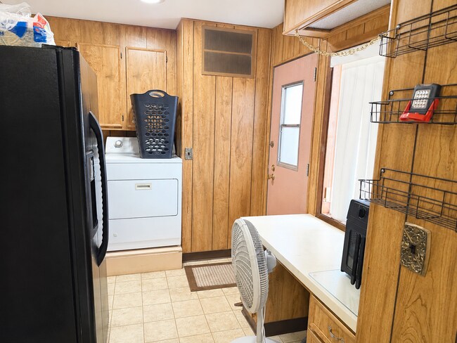 Building Photo - 73297 Highland Springs Dr