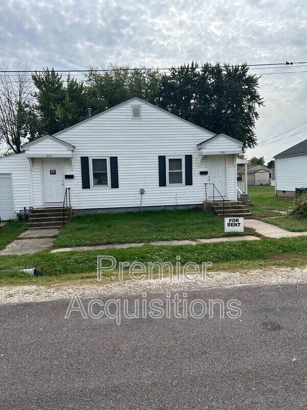 Building Photo - 208 E Bland St