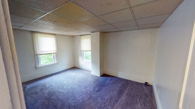 Building Photo - 301-303 Zeigler Ave