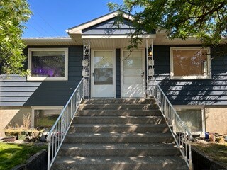 Primary Photo - 2901 E Wellesley Ave