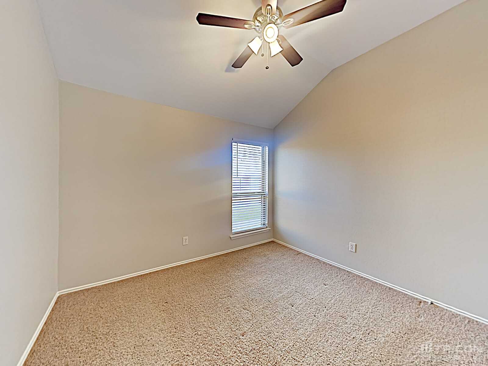 Building Photo - 1701 Bob Dr