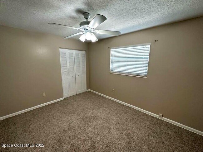 Building Photo - 1660 Neptune Dr