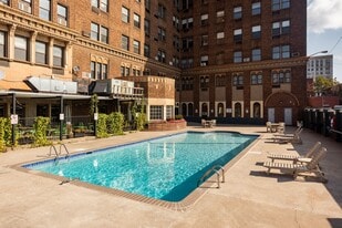 Building Photo - The Belcrest