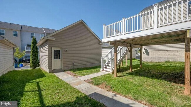 Building Photo - 11830 Steeplebush Dr