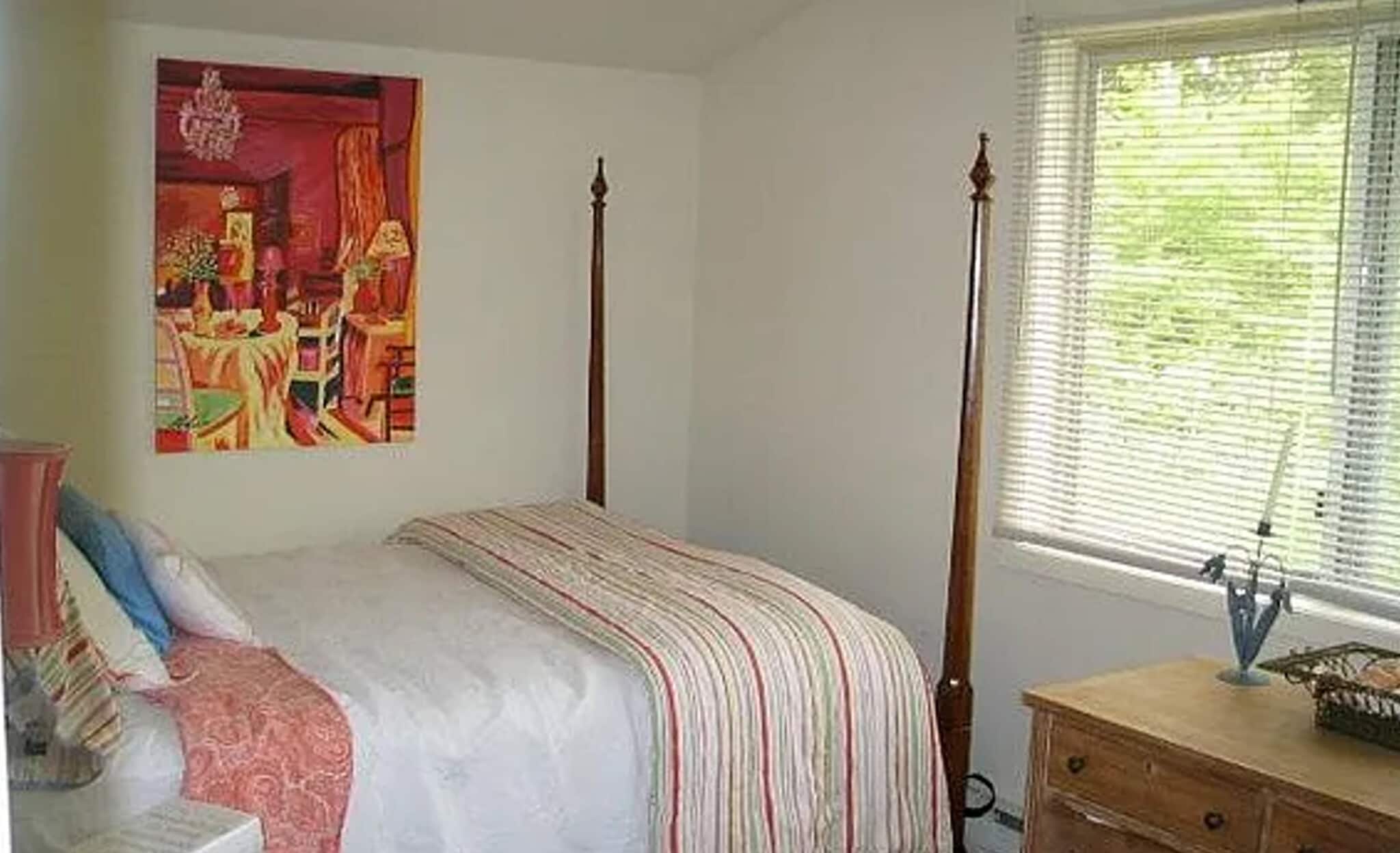 Building Photo - 301 Mill Rd