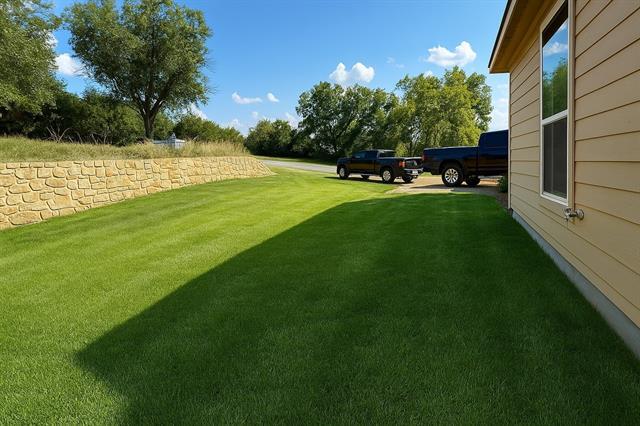 Building Photo - 1027 Mustang Trail