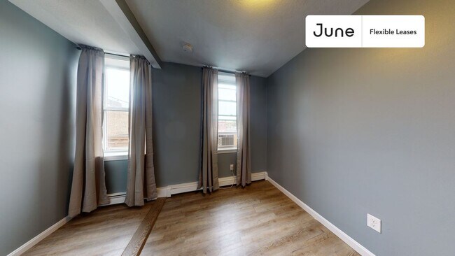Building Photo - 36 N Bennet St