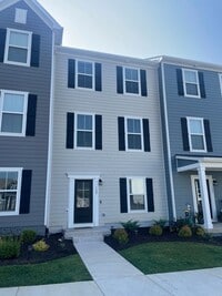 Building Photo - 128 Colony Ave