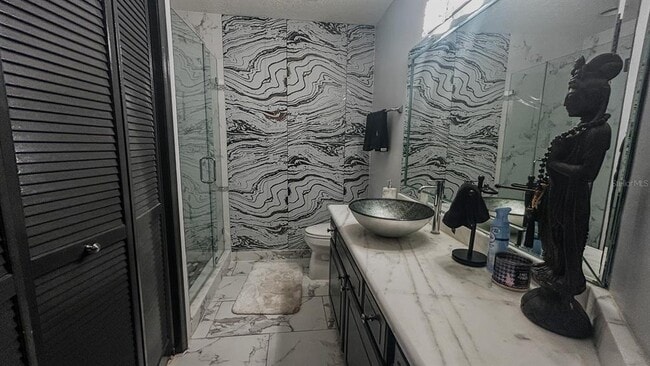 Building Photo - 1635 Royal Palm Dr S