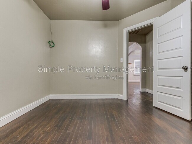Building Photo - 2640 NW 33rd St
