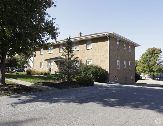 Building Photo - Reimer Apartments