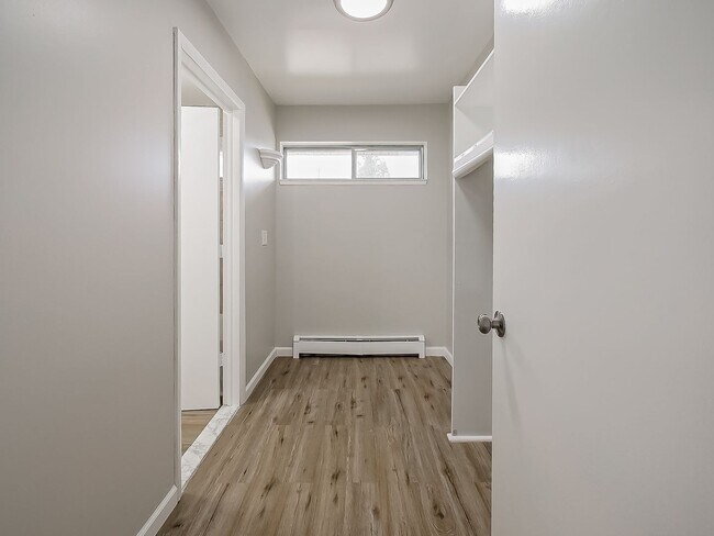 Building Photo - Peaceful Living in the Heart of White Lake
