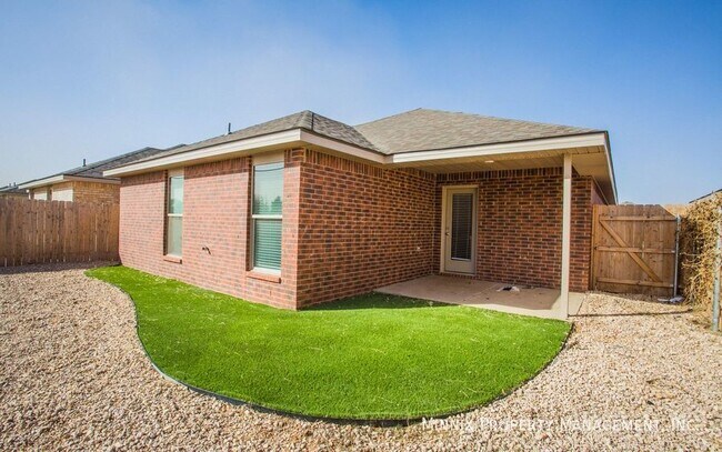 Building Photo - 2005 Kenwood Ave