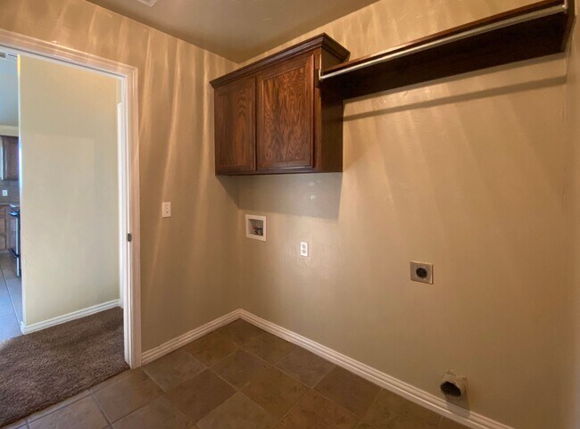 Building Photo - First Month Free!  Freshly Remodeled - New...