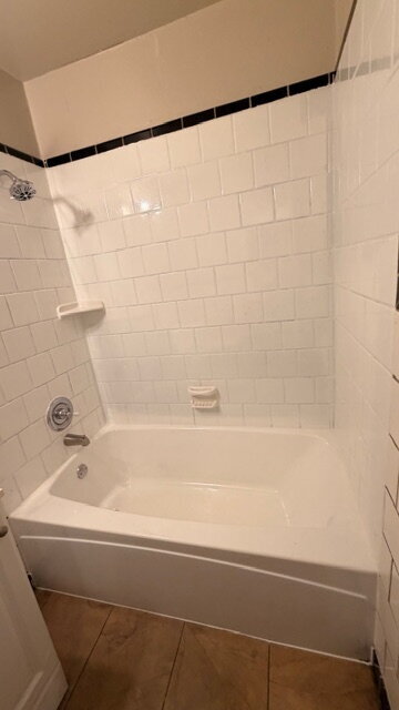 Building Photo - 3-bed, 1-bath Home