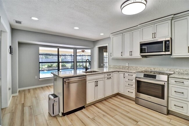 Building Photo - 4318 Woodtree Ln