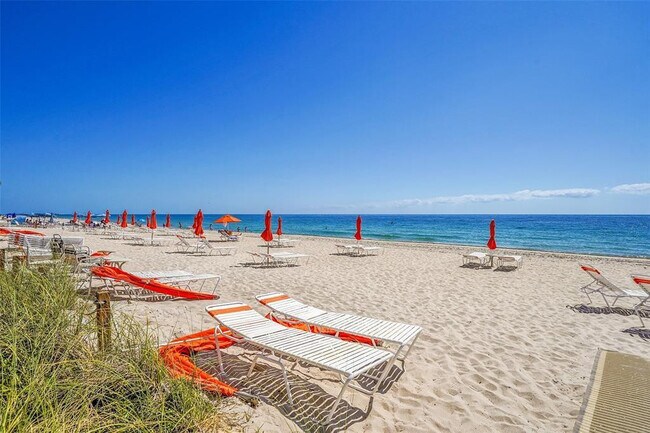 Building Photo - 3800 Galt Ocean Dr